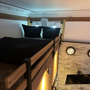 Einzigartige Ferienwohnung Bunt Wie Berlin