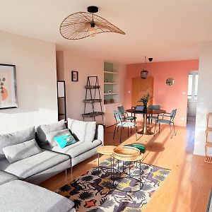 Appartement à 2 Chambres à Coucher