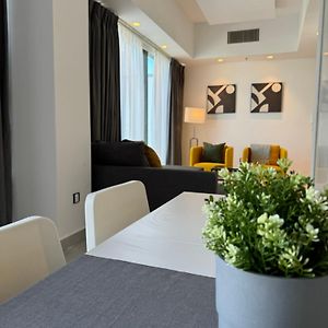 Appartement à 2 Chambres à Coucher