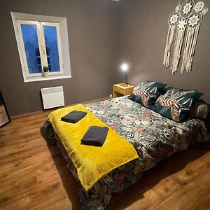 Appartement à 2 Chambres à Coucher