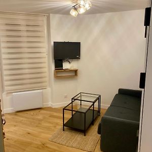 Small Comfy Studio In Paris