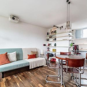 Artist Studio Mokotow - 12 Minutes Center