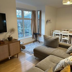 Appartement à 3 Chambres à Coucher