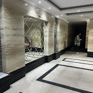 Appartement à 3 Chambres à Coucher