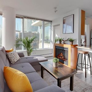 Stylish 2Bd Condo In Downtown With Marina View