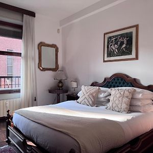 Casa Kolbe 8 , Milano Centro M4