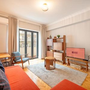 Appartement à 2 Chambres à Coucher