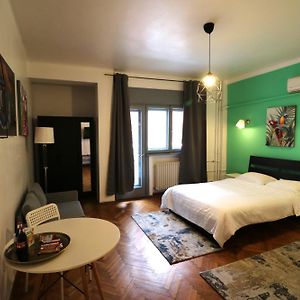 Cozy Old Town Studio - Free Minibar