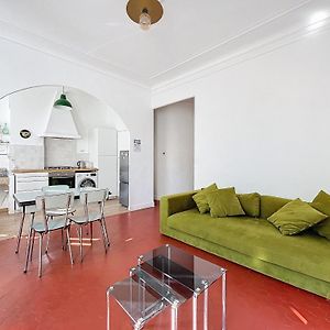 Appartement à 2 Chambres à Coucher