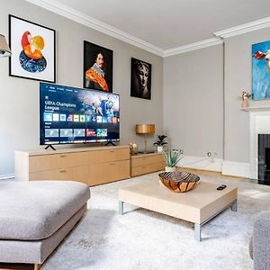 Appartement à 3 Chambres à Coucher