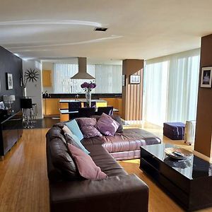 Appartement à 2 Chambres à Coucher