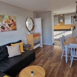 Appartement à 3 Chambres à Coucher
