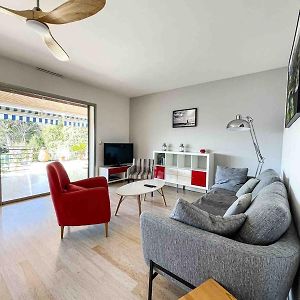 Appartement à 3 Chambres à Coucher