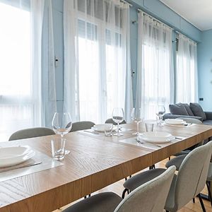 Appartement à 3 Chambres à Coucher