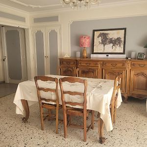 Appartement à 2 Chambres à Coucher