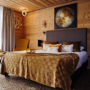 Superior  Lodge