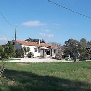 Villa à 3 Chambres à Coucher