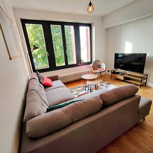 Appartement à 2 Chambres à Coucher
