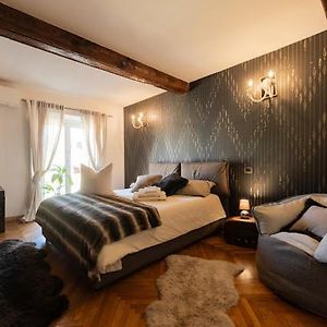 Appartement à 3 Chambres à Coucher