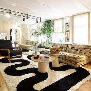 Exceptional Stay In Jordaan Area
