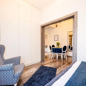 Appartement de Luxe à 1 Chambre à Coucher