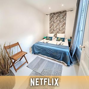 Appartement de Luxe à 2 Chambres à Coucher
