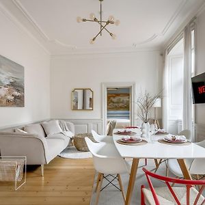 Appartement à 3 Chambres à Coucher