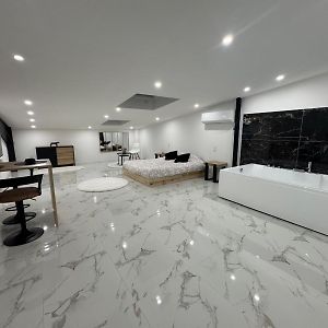 Appartement à 1 Chambre à Coucher