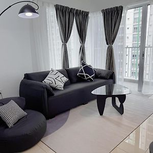 Appartement à 3 Chambres à Coucher