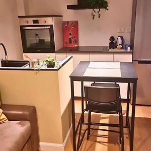 Appartement à 2 Chambres à Coucher