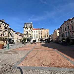 Epinappart Avec Terrasse