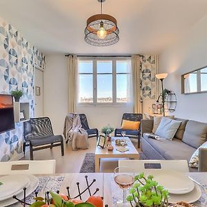 Appartement à 3 Chambres à Coucher