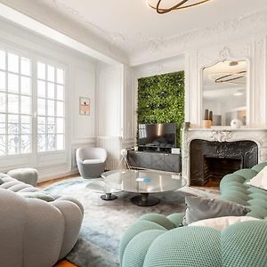 Appartement de Luxe à 3 Chambres à Coucher