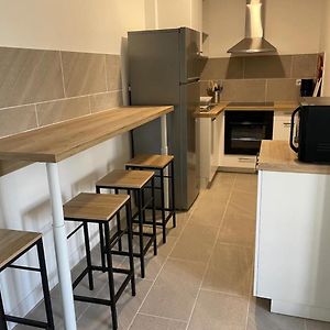 Appartement à 2 Chambres à Coucher
