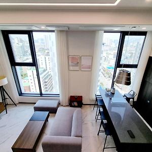 Appartement à 2 Chambres à Coucher
