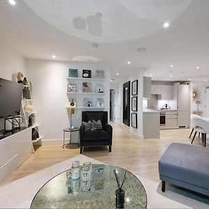 Appartement à 2 Chambres à Coucher