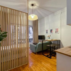 Victoria Studio I
