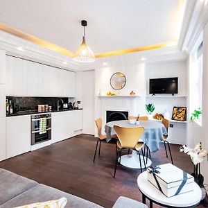 Appartement à 2 Chambres à Coucher