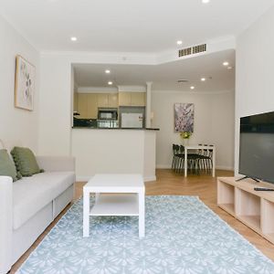 Great Location! Darling Harbour Superb 2Br Apt