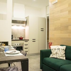 Largo Leopardi Modern Apartment