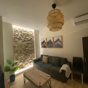 Appartement à 2 Chambres à Coucher