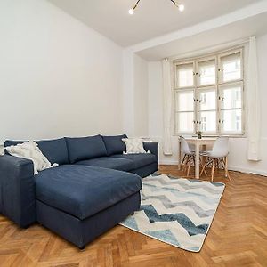 Cozy Apartment In Hipster Area