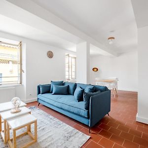 Appartement à 2 Chambres à Coucher