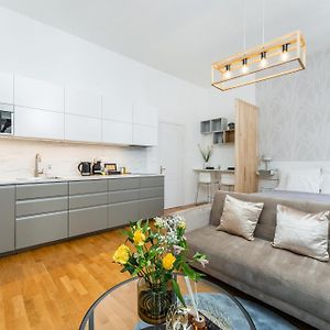 Anytime Holiday- Muzeum Apartments