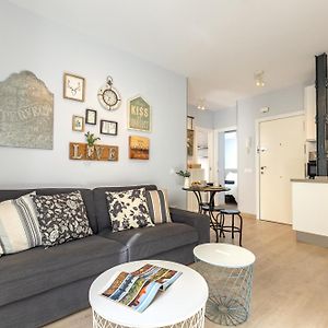 Appartement à 2 Chambres à Coucher
