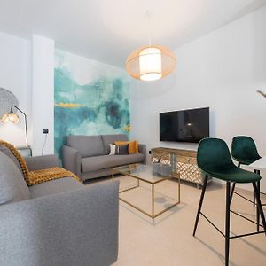 Appartement à 2 Chambres à Coucher