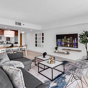 Lux 2B/2B Brickell - Free Parking