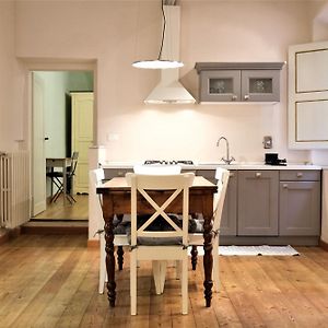 Wine Apartments Florence Nebbiolo