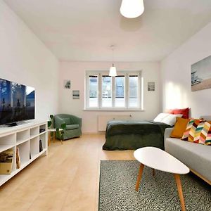 Appartement à 2 Chambres à Coucher