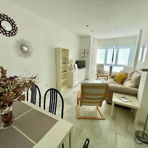 Appartement à 3 Chambres à Coucher